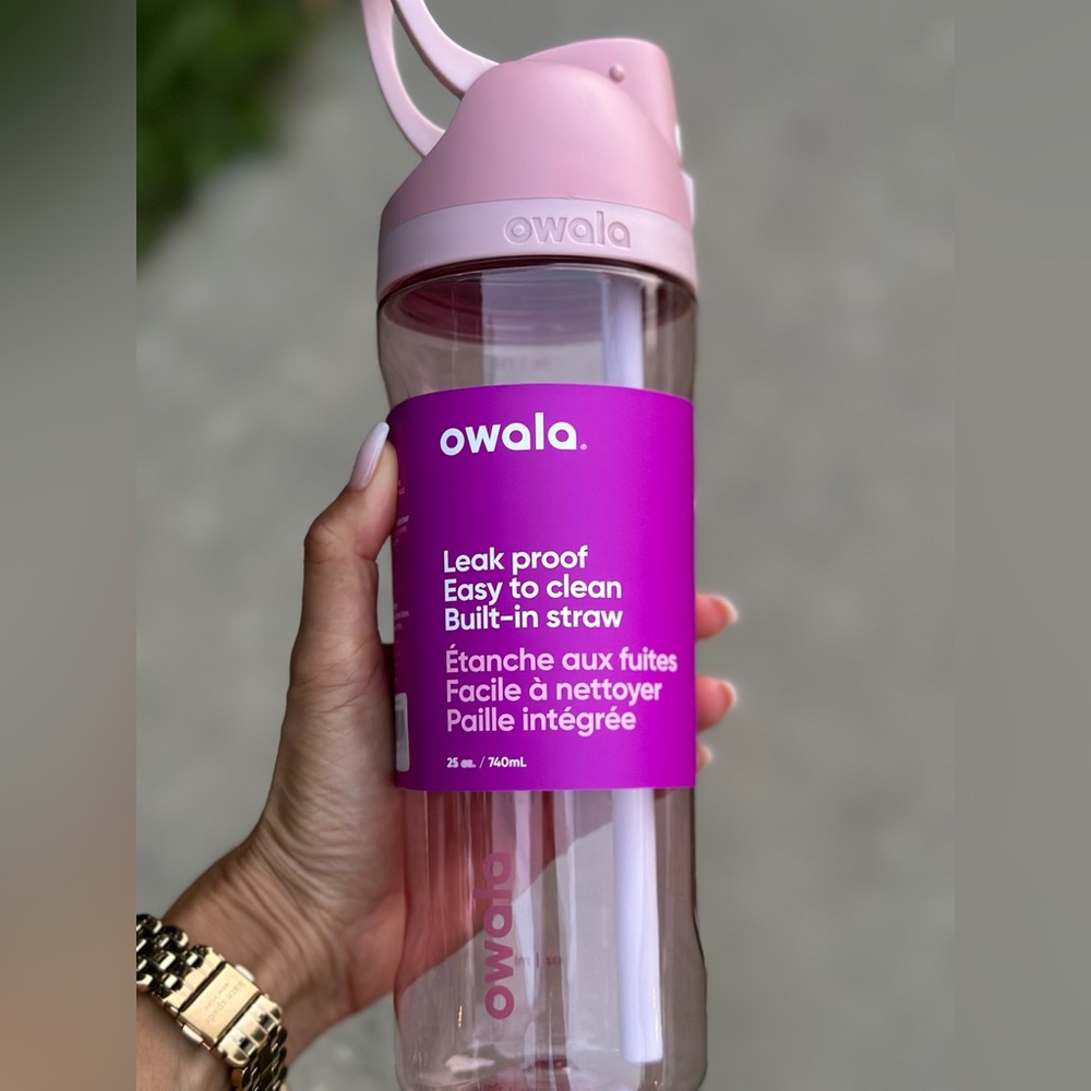 Owala Tritan plastic 24 oz Rose New